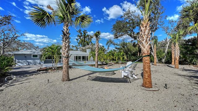 7221 PLOVERS WAY, Sarasota, FL 34242