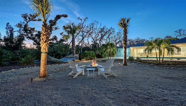 7221 PLOVERS WAY, Sarasota, FL 34242