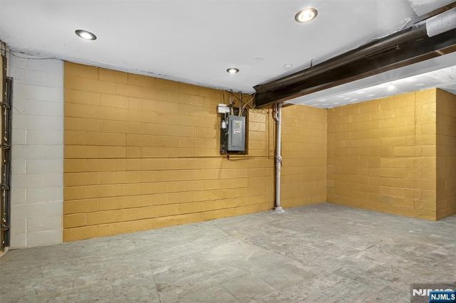 216-218 New Street, Orange, NJ 07050