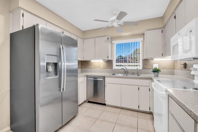 3201 MCMATH DRIVE, Palm Harbor, FL 34684