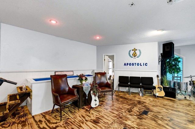 4360 Rose St., Loris, SC 29569