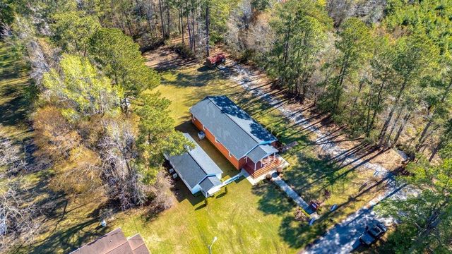 4360 Rose St., Loris, SC 29569
