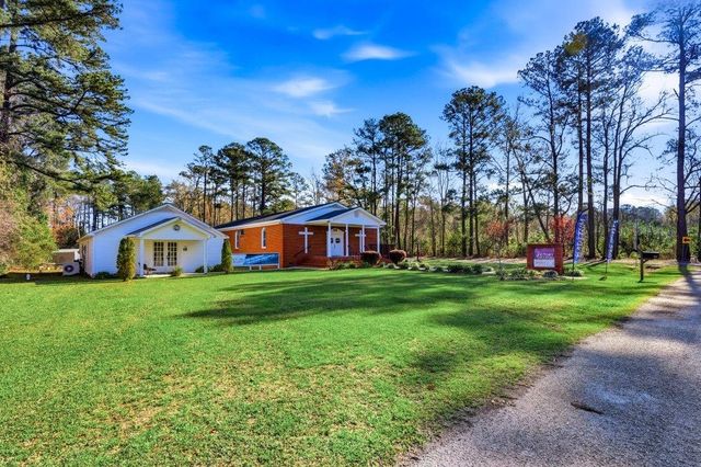 4360 Rose St., Loris, SC 29569