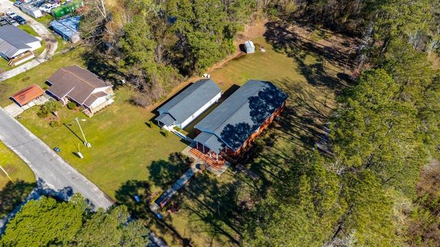 4360 Rose St., Loris, SC 29569
