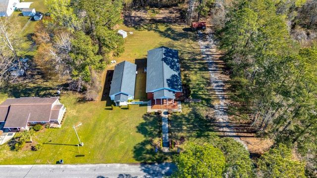 4360 Rose St., Loris, SC 29569