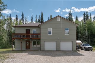 2375 Lindsborg Drive, North Pole, AK 99705