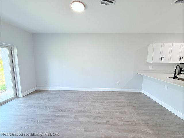 6940 Dickinson Drive, Sebring, FL 33872