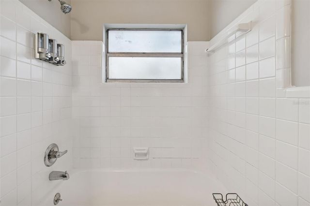 3202 E JEAN STREET, Tampa, FL 33610