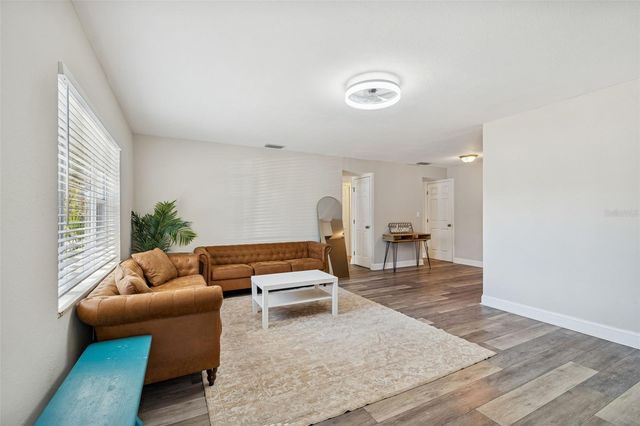 3202 E JEAN STREET, Tampa, FL 33610