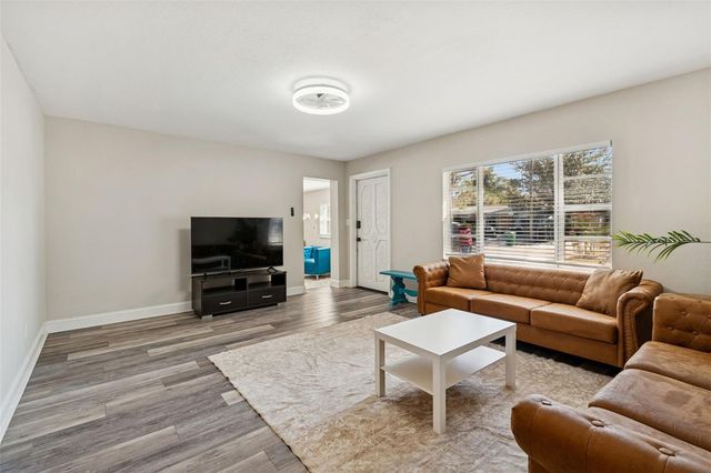 3202 E JEAN STREET, Tampa, FL 33610