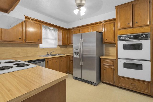 1414 Louisiana Avenue, Pasadena, TX 77536