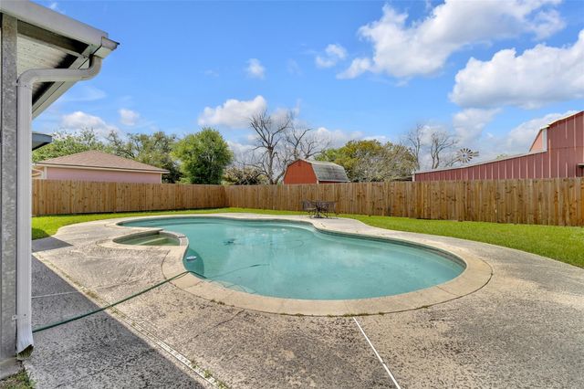 1414 Louisiana Avenue, Pasadena, TX 77536
