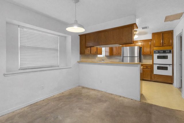 1414 Louisiana Avenue, Pasadena, TX 77536