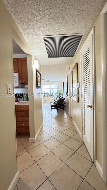2200 Park Ln 311, Hollywood, FL 33021