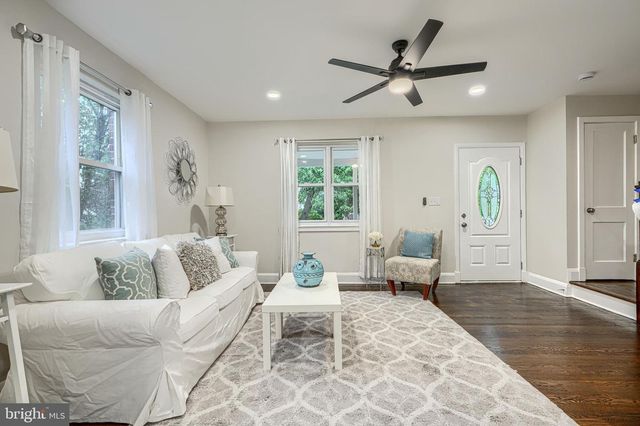 2543 LIBERTY PKWY, Dundalk, MD 21222