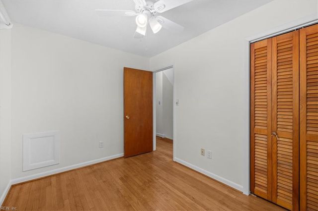 10 El Paso CT, Hampton, VA 23669