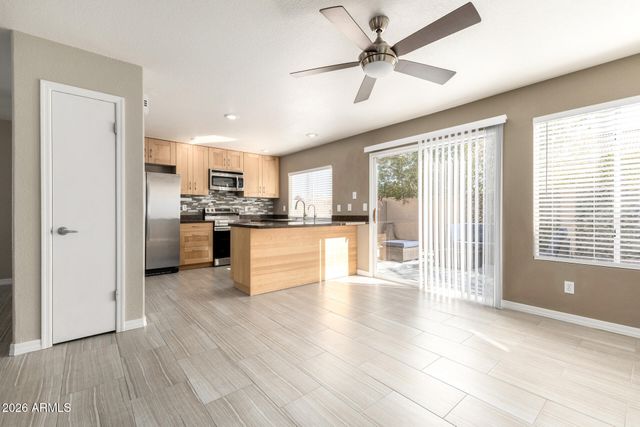 3807 E PARK Avenue, Phoenix, AZ 85044