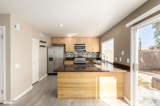 3807 E PARK Avenue, Phoenix, AZ 85044