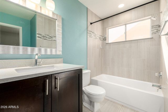 3807 E PARK Avenue, Phoenix, AZ 85044