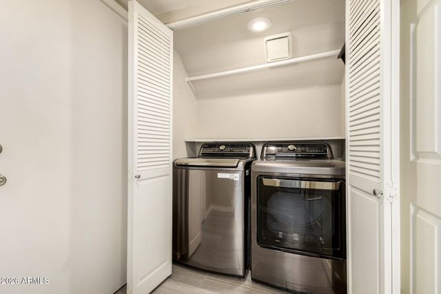 3807 E PARK Avenue, Phoenix, AZ 85044