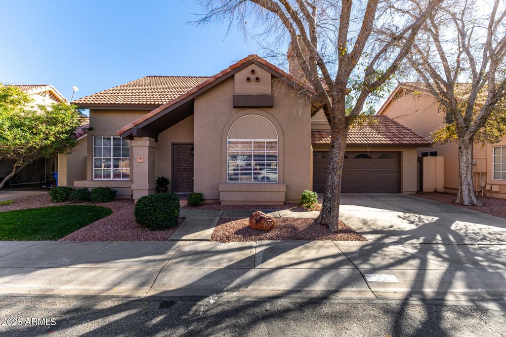 3807 E PARK Avenue, Phoenix, AZ 85044