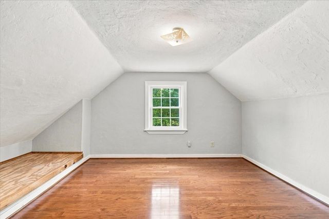 924 Washington St, Franklin, MA 02038