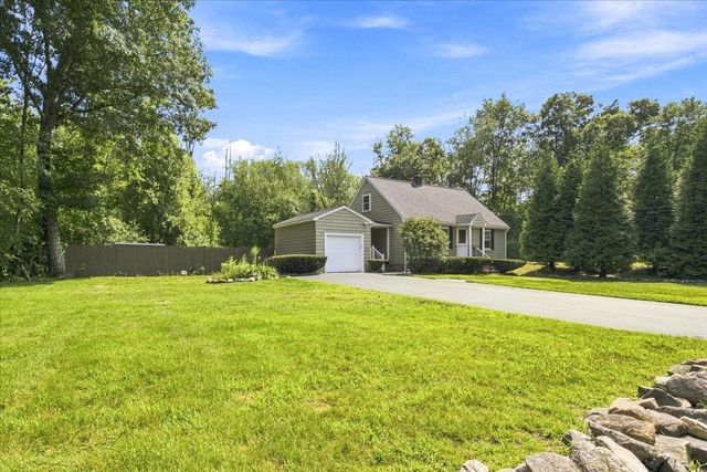 924 Washington St, Franklin, MA 02038