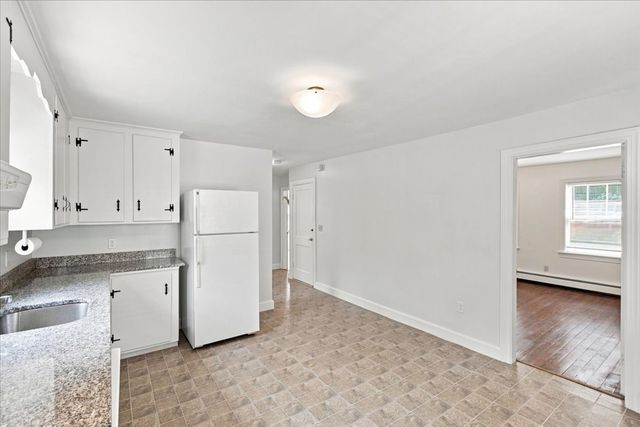 924 Washington St, Franklin, MA 02038