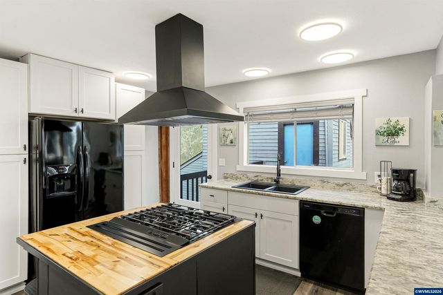 2222 NW Brownly Heights Dr, Corvallis, OR 97330