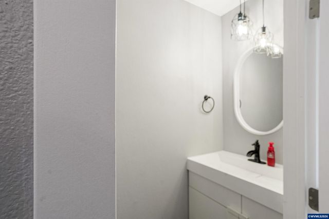 2222 NW Brownly Heights Dr, Corvallis, OR 97330