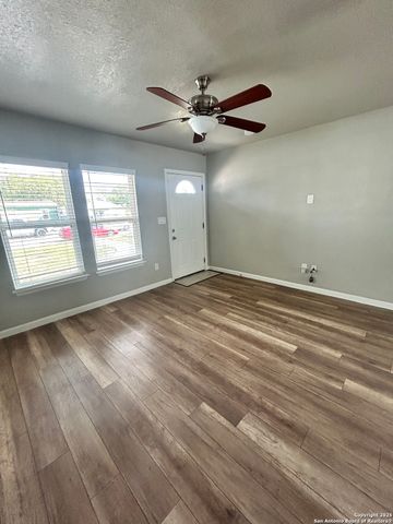 614 El Monte, San Antonio, TX 78212