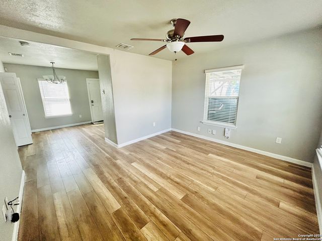 614 El Monte, San Antonio, TX 78212