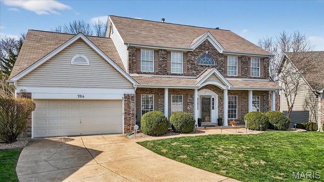 764 Charleston Oaks Drive, Ballwin, MO 63021