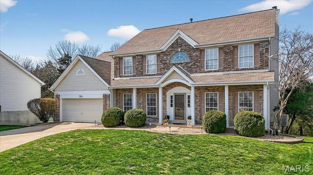 764 Charleston Oaks Drive, Ballwin, MO 63021
