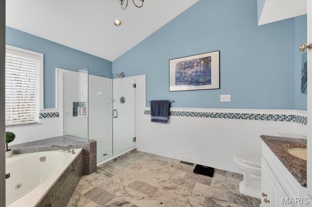 764 Charleston Oaks Drive, Ballwin, MO 63021