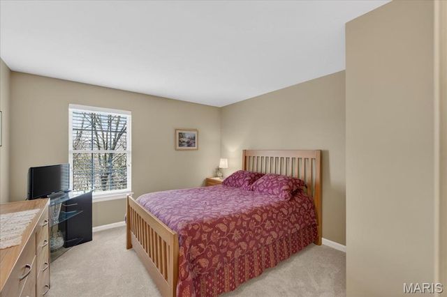 764 Charleston Oaks Drive, Ballwin, MO 63021