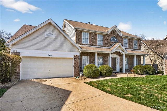 764 Charleston Oaks Drive, Ballwin, MO 63021