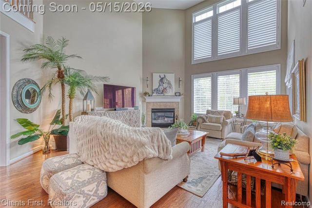 7490 Pine Vista Drive, Brighton, MI 48116