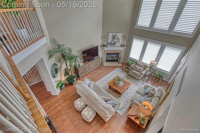 7490 Pine Vista Drive, Brighton, MI 48116