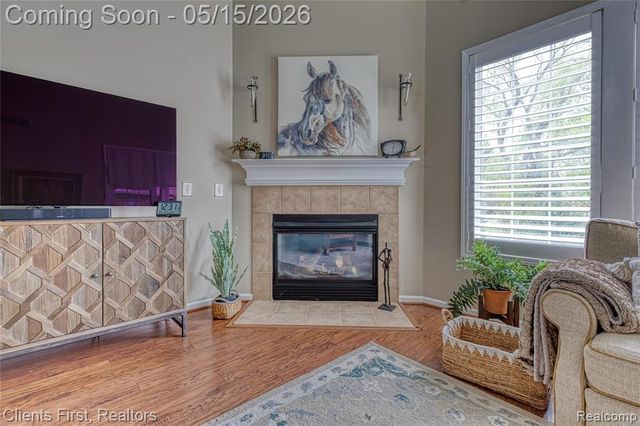 7490 Pine Vista Drive, Brighton, MI 48116