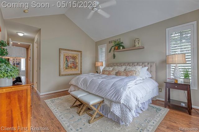 7490 Pine Vista Drive, Brighton, MI 48116