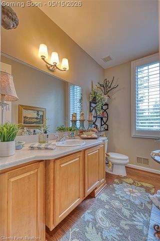 7490 Pine Vista Drive, Brighton, MI 48116