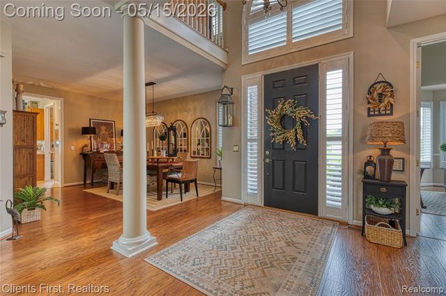 7490 Pine Vista Drive, Brighton, MI 48116