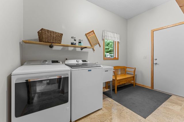 19543 Naples Street NE, East Bethel, MN 55011