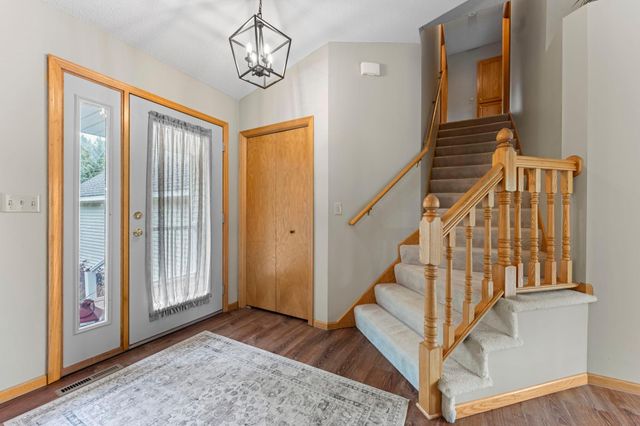 19543 Naples Street NE, East Bethel, MN 55011