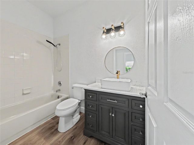 544 CYPRESS TREE COURT, Orlando, FL 32825