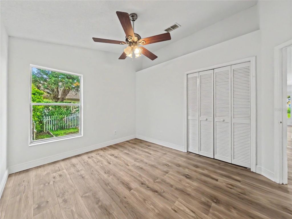 Image 24 of property listing at 544 CYPRESS TREE COURT, Orlando, FL 32825