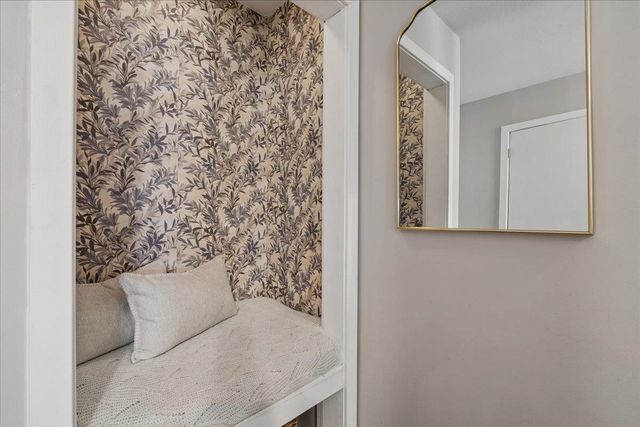 28 Dunvegan Woods Drive, Hampton, NH 03842