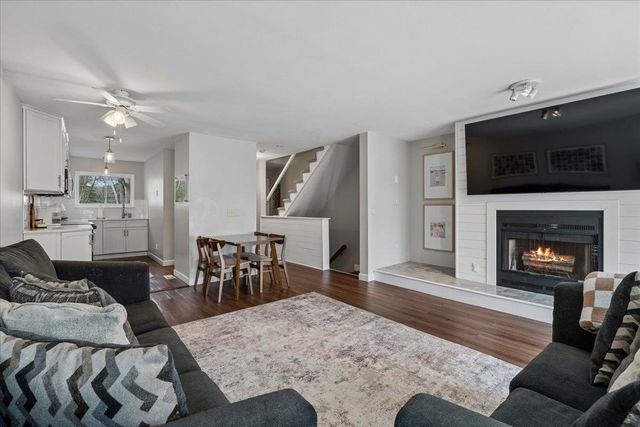 28 Dunvegan Woods Drive, Hampton, NH 03842