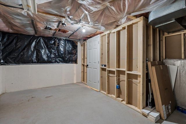 28 Dunvegan Woods Drive, Hampton, NH 03842